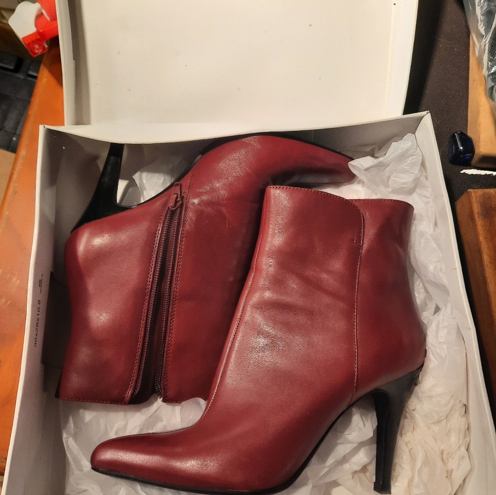 Nine West heeled boots